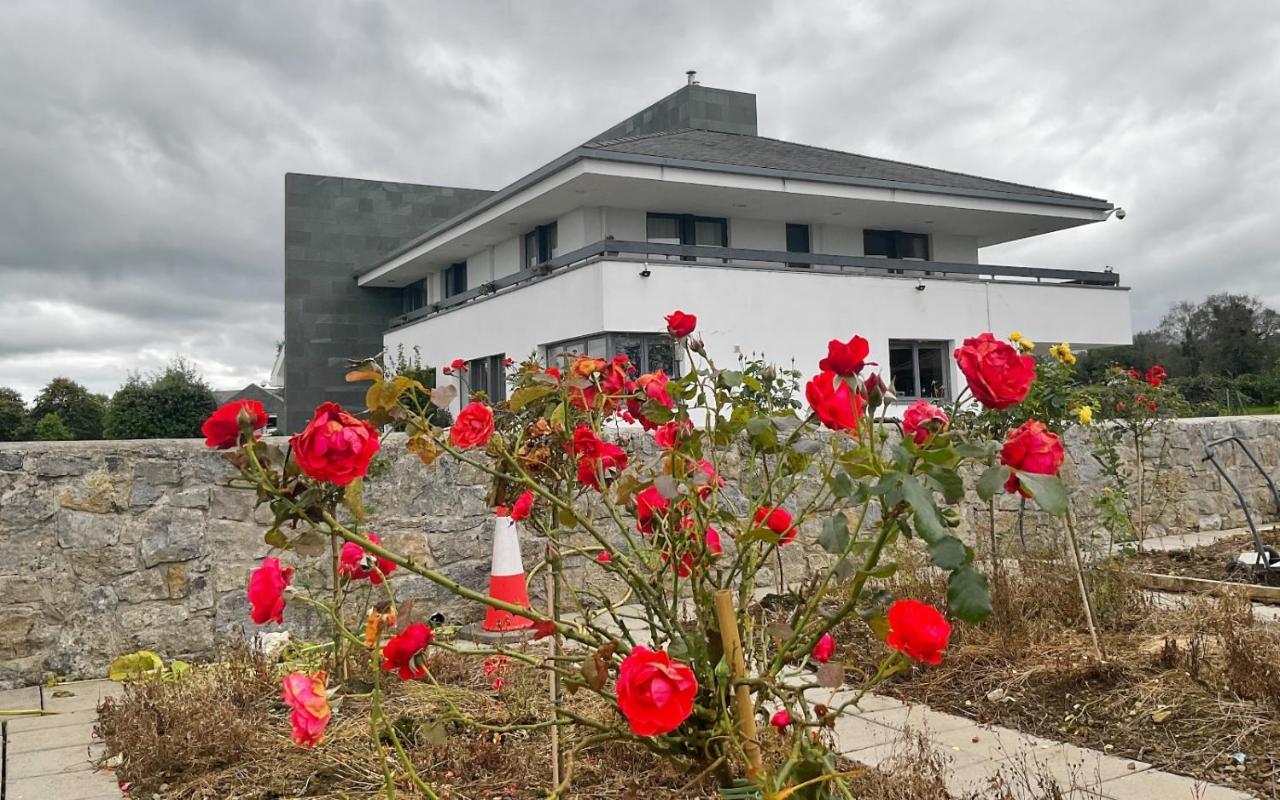 أدير Hazelwood Country House المظهر الخارجي الصورة