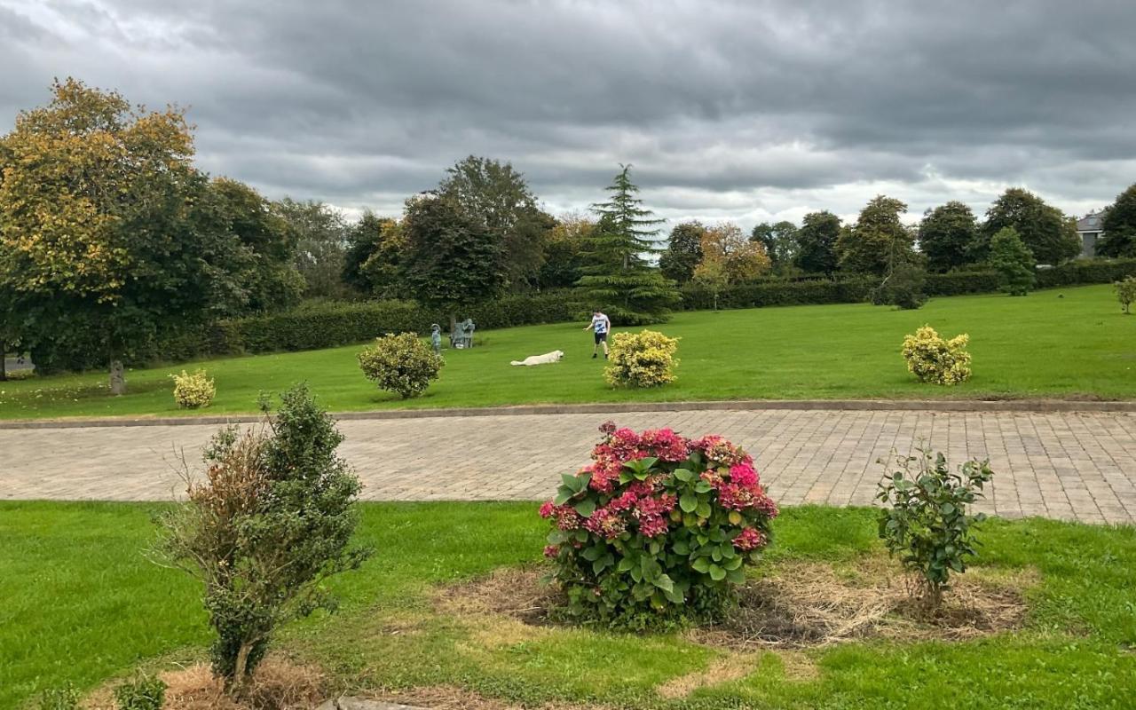 أدير Hazelwood Country House المظهر الخارجي الصورة